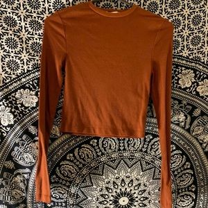 long sleeve crop top